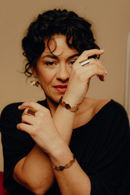 Bague de créateur dorée Les Aubépines Limoges