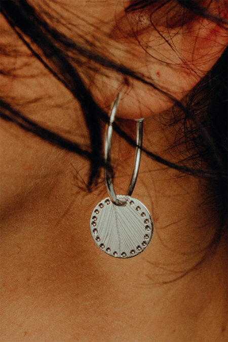 Boucle d’oreille argentée unique Les Aubépines Limoges