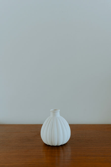 vase-ceramique-blanc-les-aubepines-limoges