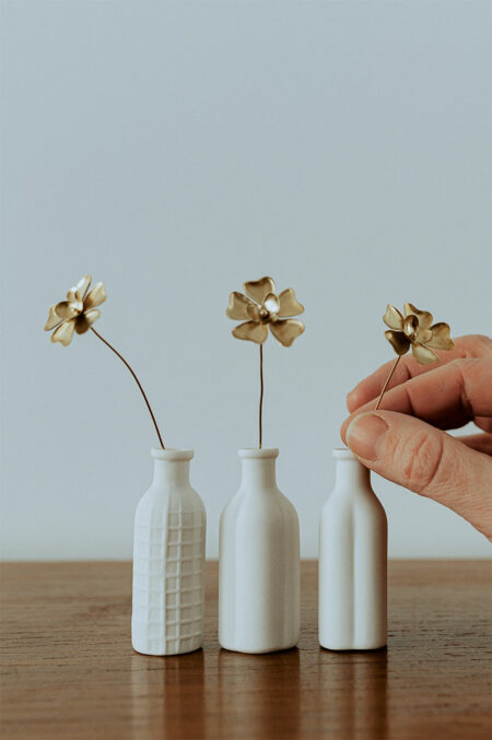 tout petit vase porcelaine mat de limoges Les Aubépines