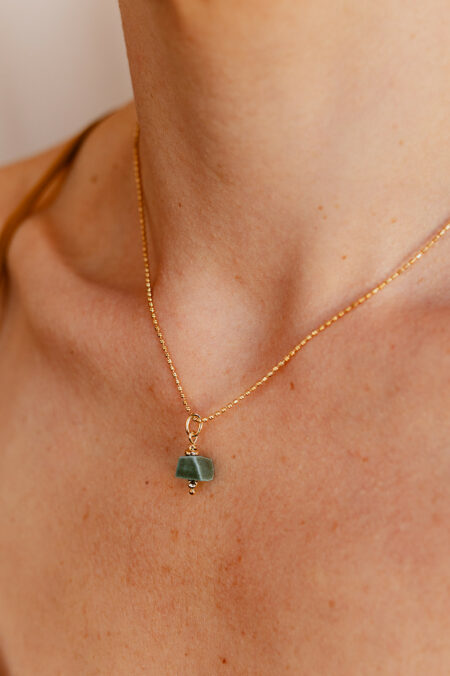 Colliers dorés pendentifs porcelaine faits main par Les Aubépines à Limoges