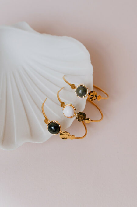 Créoles dorées avec porcelaine fabriquées artisanalement à Limoges par Les Aubépines