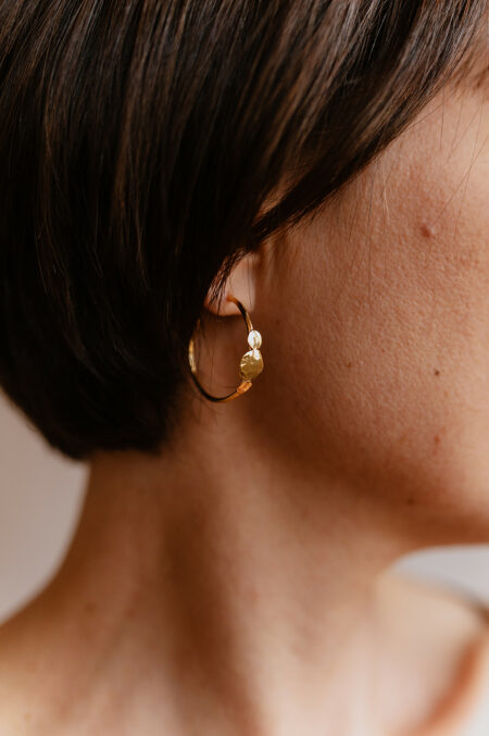 Boucles d’oreilles creoles dorées artisanales Les Aubépines Limoges