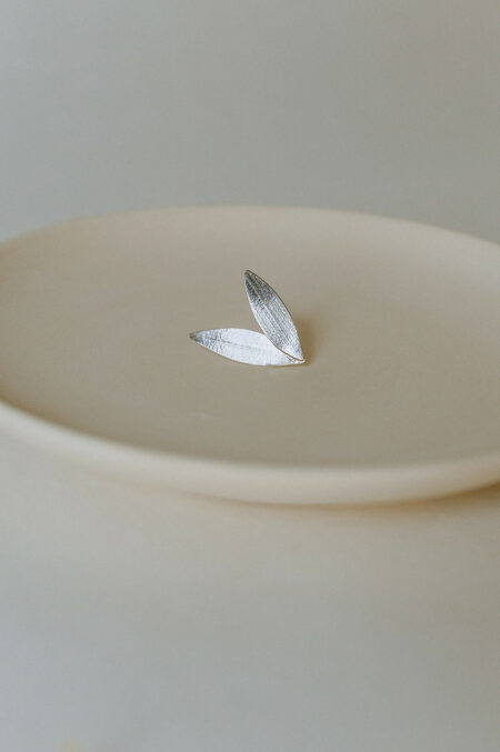 broche 2 feuilles texturées argentées Les Aubépines Limoges