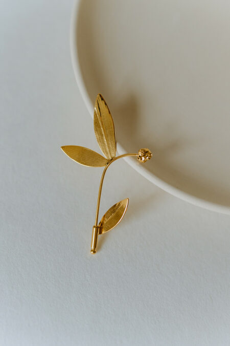 broches feuilles et fleurs créations de Agnès Nicot Les Aubépines. Artisanat d'art à Limoges